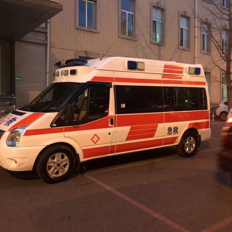 调楼镇夜间租赁救护车护送病人转院：安全转运的 8 大核心注意事项